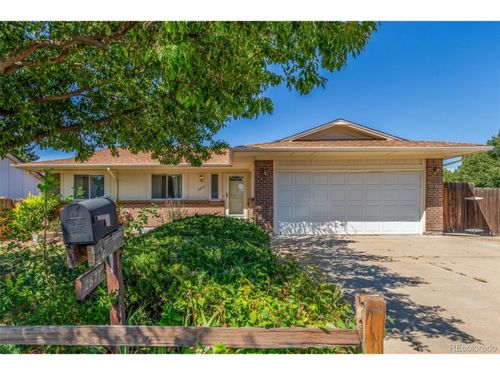 2677 S Pagosa St, Aurora, CO, 80013 | Card Image