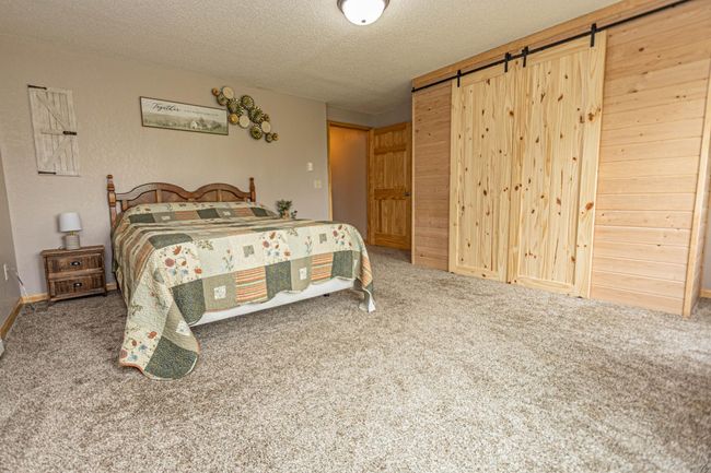 14 - Primary Bed.jpg | Image 17