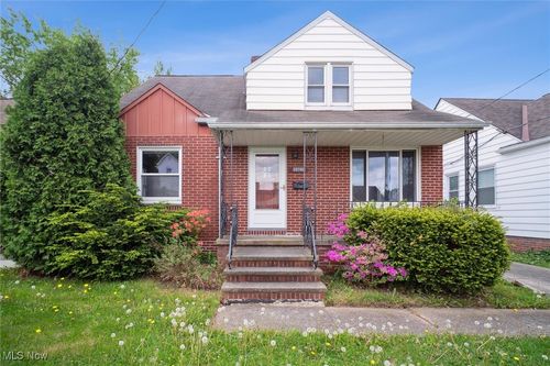 20700 Goller Ave, Euclid, OH, 44119-1845 | Card Image