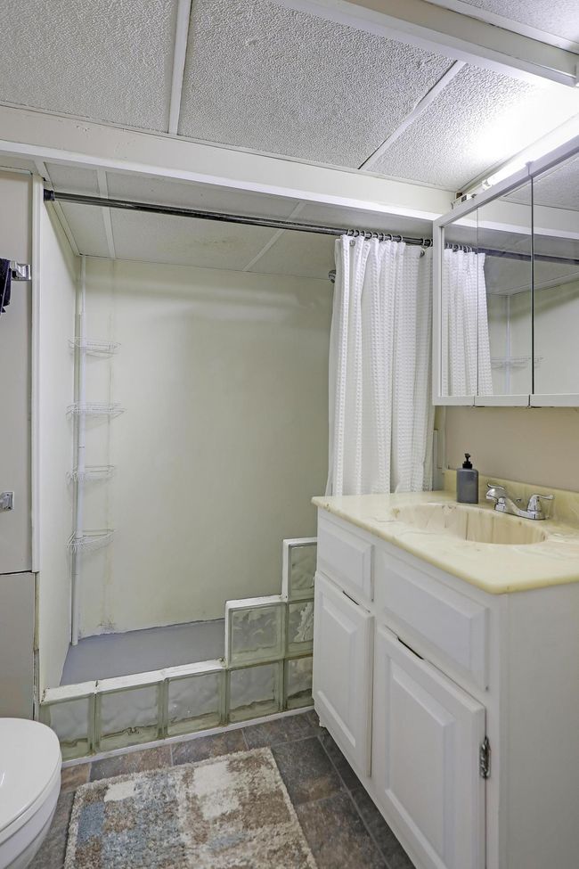 8710Photography-Web-Friendly-16725-Anna-Trail-Southeast-Prior-Lake-MN-55372-35.jpg | Image 16