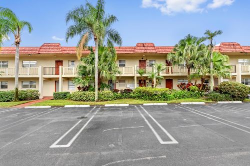 104-6 Abbey Ln, Delray Beach, FL, 33446-1645 | Card Image