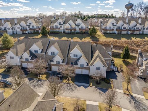 600 Quaker Ridge Ter, Williams Twp, PA, 18042-7104 | Card Image