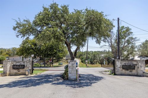 201 Laurel Ln, Spicewood, TX, 78669-4209 | Card Image