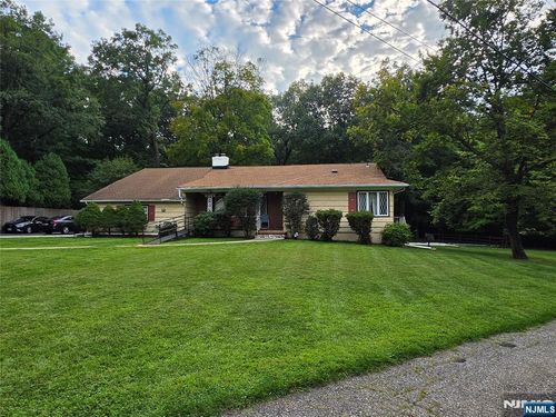 39 Greendale Road, Cedar Grove, NJ, 07009 | Card Image