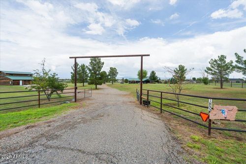 1855 S Reed Rd, Chino Valley, AZ, 86323-6574 | Card Image