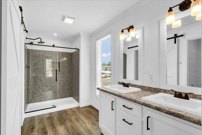 305 Mclean St, Home with 3 bedrooms, 2 bathrooms and 2 parking in Mahomet IL | Image 28