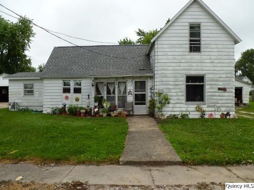 105 W 3rd Ave, La Harpe, IL, 61450-9069 | Card Image