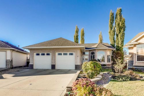 7 Filbert Close, Sylvan Lake, AB, T4S2L2 | Card Image