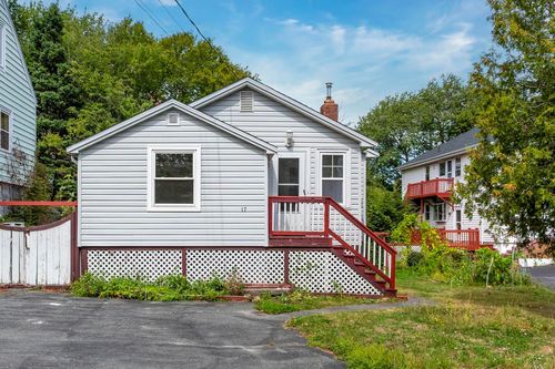 17 Melrose Ave, Halifax, NS, B3N2E3 | Card Image