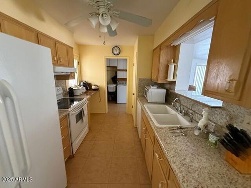 10026 W Tarrytown Ave, Sun City, AZ, 85351-4267 | Card Image