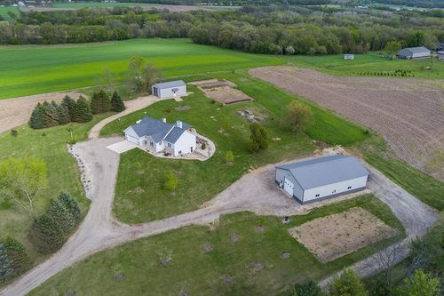 13541 W Beloit Newark Road, AVON, WI, 53520 | Card Image