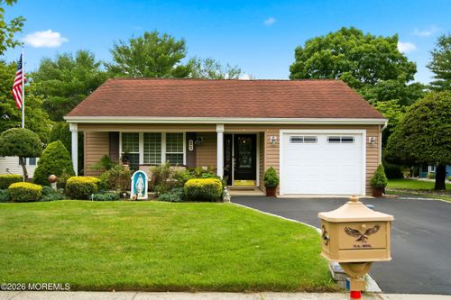 25 Harrogate Ln, Manchester, NJ, 08759-6816 | Card Image