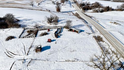 24103 Dewey Rd, Centerville, IA, 52544 | Card Image