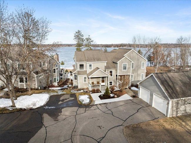 1303 E Point Dr, Townhouse with 3 bedrooms, 3 bathrooms and null parking in East Gull Lake MN | Image 41