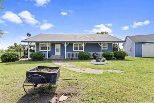 447247 E 70 Rd, Welch, OK, 74369-9719 | Card Image