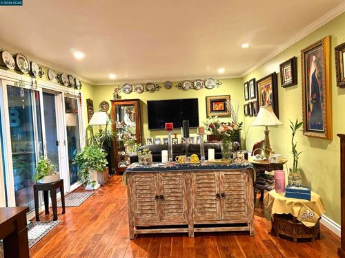 105-1036 Oak Grove Rd, Concord, CA, 94518-3246 | Card Image