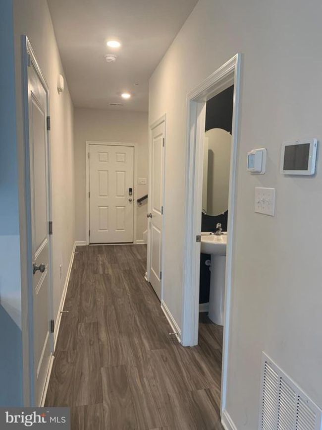 125 Maple Run Dr, Townhouse with 3 bedrooms, 3 bathrooms and null parking in YORK PA | Image 4
