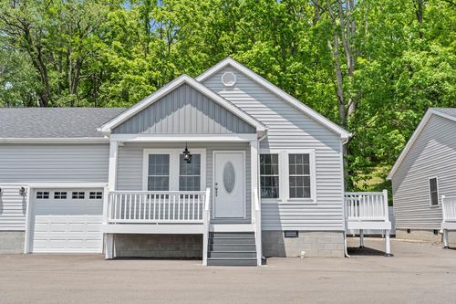 196 Humboldt Ln, Princeton, WV, 24740 | Card Image