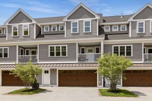 2-293 Peverly Hill Rd, Portsmouth, NH, 03801-2121 | Card Image
