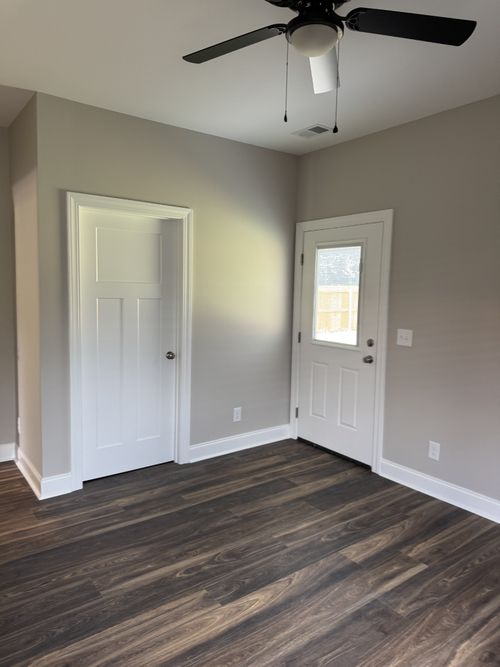 402 Cleveland Ave, Lebanon, TN, 37087-3448 | Card Image