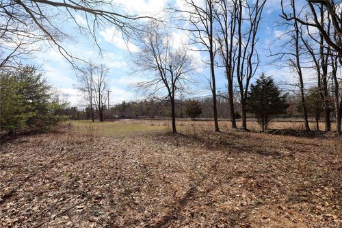 1060 State Route 28, Kingston, NY, 12401-7265 | Card Image