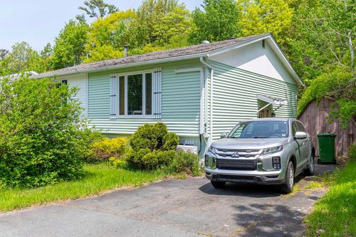 47 Prince Street, Lower Sackville, NS, B4C1L2 | Card Image
