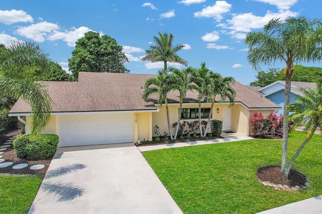 6125 Winding Brooke Way, House other with 2 bedrooms, 2 bathrooms and null parking in Delray Beach FL | Image 19