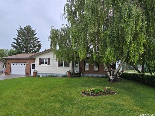 1011 Assiniboia Ave, Grayson, SK, S0A2P1 | Card Image