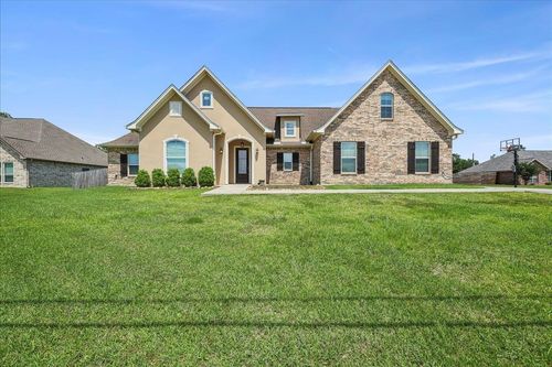 145 Colonial Estates Dr, Bridge City, TX, 77611-2430 | Card Image