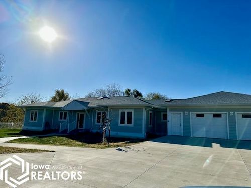 1000 N B St, Fairfield, IA, 52556-2358 | Card Image