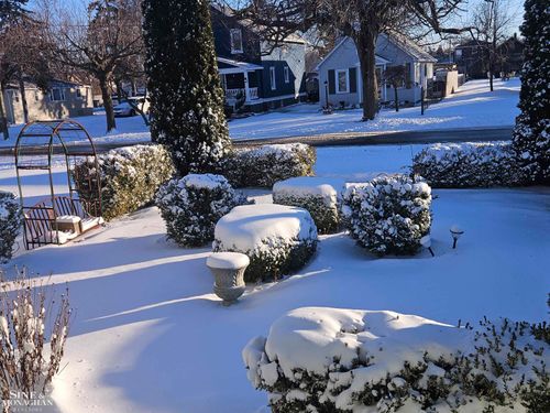 1631 Wells St, Port Huron, MI, 48060-4147 | Card Image