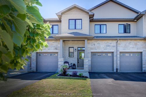 132 Simurda Crt, Amherstview, ON, K7N0A8 | Card Image