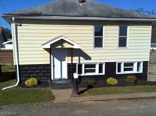 12-812 Clement Avenue, Belpre, OH, 45714 | Card Image