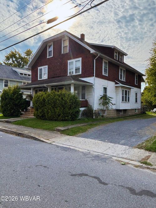 947-945-947 Race St, Williamsport, PA, 17701-5647 | Card Image