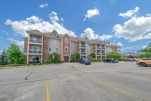 101-52 Harvey Johnston Way, Whitby, ON, L1M0J7 | Card Image