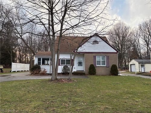 1550 Chapman Dr, Akron, OH, 44305-1321 | Card Image