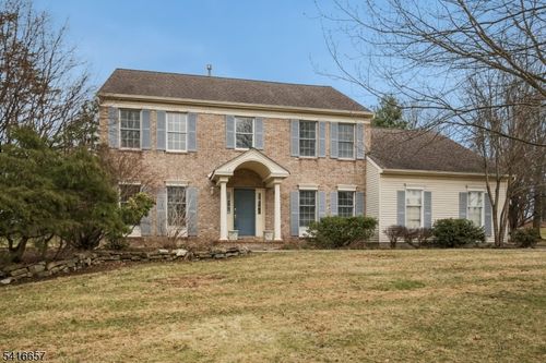 400 Thomas Stewart Way, Stewartsville, NJ, 08886-2016 | Card Image