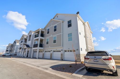 k201-947 W Coral Charm Way, Saratoga Springs, UT, 84045 | Card Image