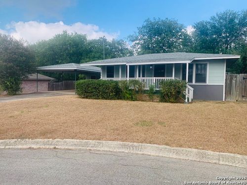 2746 Maple Tree Rd, New Braunfels, TX, 78130-6840 | Card Image
