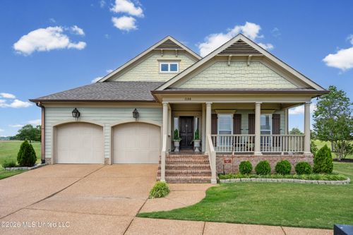 1208 Gallery Walk Dr, Robinsonville, MS, 38664-6124 | Card Image