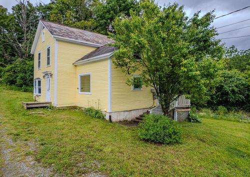 40 East St, Middletown Springs, VT, 05757-4009 | Card Image
