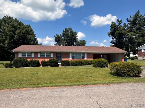 300 Christian Dr, Bloomfield, MO, 63825-9201 | Card Image