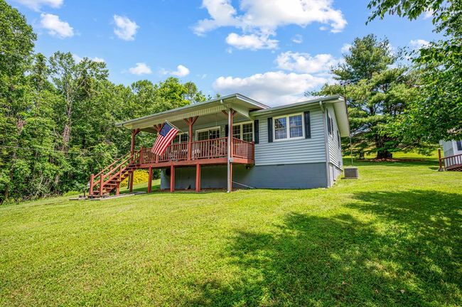 575 Apache Trl, House other with 2 bedrooms, 1 bathrooms and null parking in Fancy Gap VA | Image 41