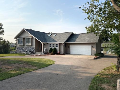 1055 Miller Rd, Plainwell, MI, 49080-1033 | Card Image