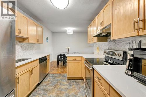 219-3163 Richter St, Kelowna, BC, V1W3R4 | Card Image