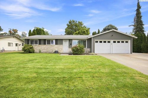 2146 Newcomer Ave, Richland, WA, 99354-1857 | Card Image
