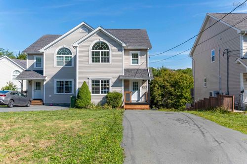 9 Hubleys Dr, Halifax, NS, B3P1G9 | Card Image