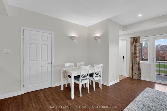 F - 241 Crestway Dr, Condo with 2 bedrooms, 2 bathrooms and null parking in Ottawa ON | Image 11