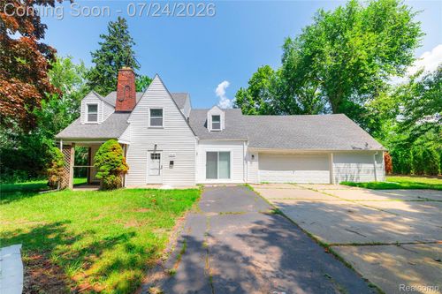 9838 Grosse Ile Pkwy, Grosse Ile, MI, 48138-2101 | Card Image