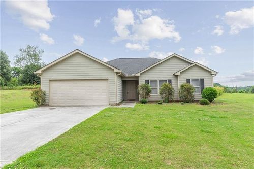 74 Gray Field Ct, Jefferson, GA, 30549-3704 | Card Image